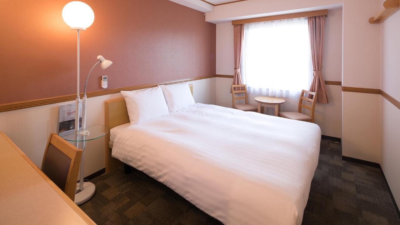 Toyoko Inn Aizuwakamatsu Ekimae Екстер'єр фото