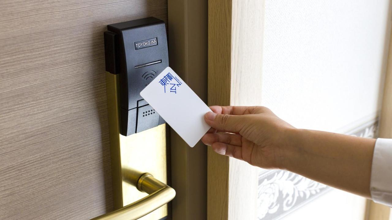 Toyoko Inn Aizuwakamatsu Ekimae Екстер'єр фото