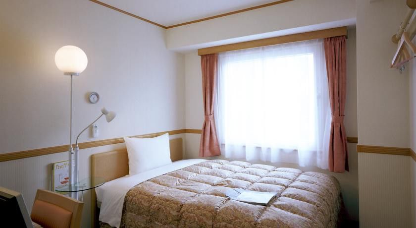 Toyoko Inn Aizuwakamatsu Ekimae Екстер'єр фото